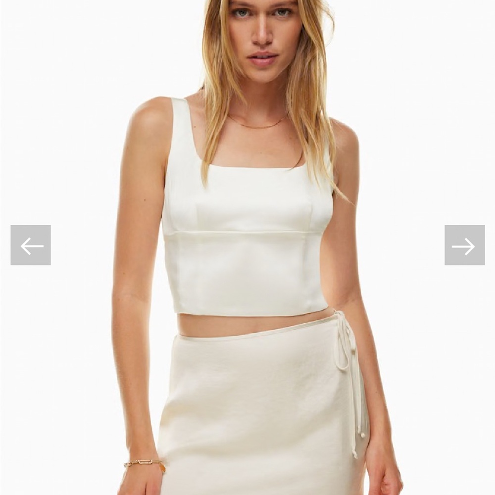 NWT NEW aritzia white satin shine tank